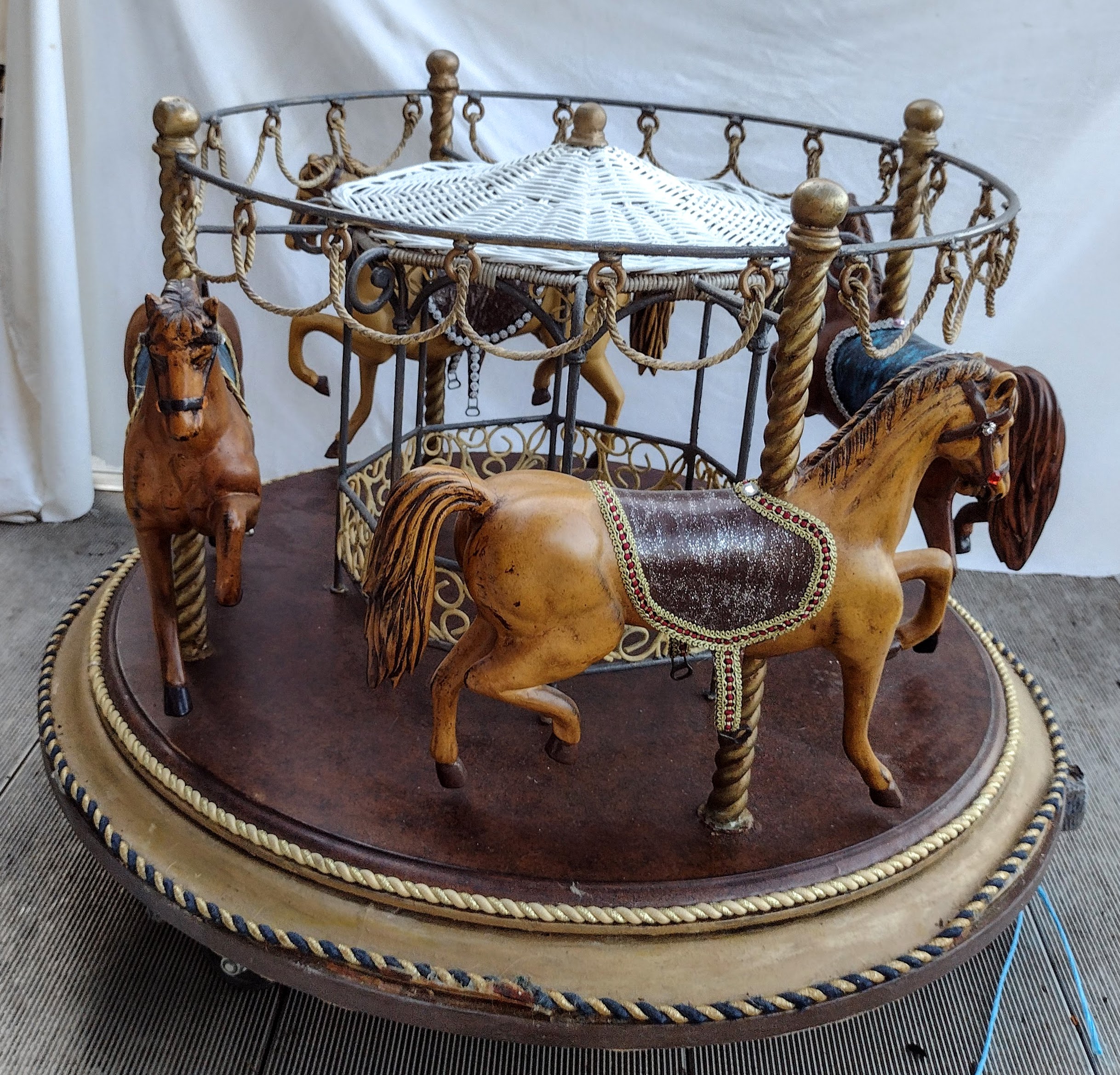 Custom Painted Carousel 4 Horse Table > Carousel Tables & More